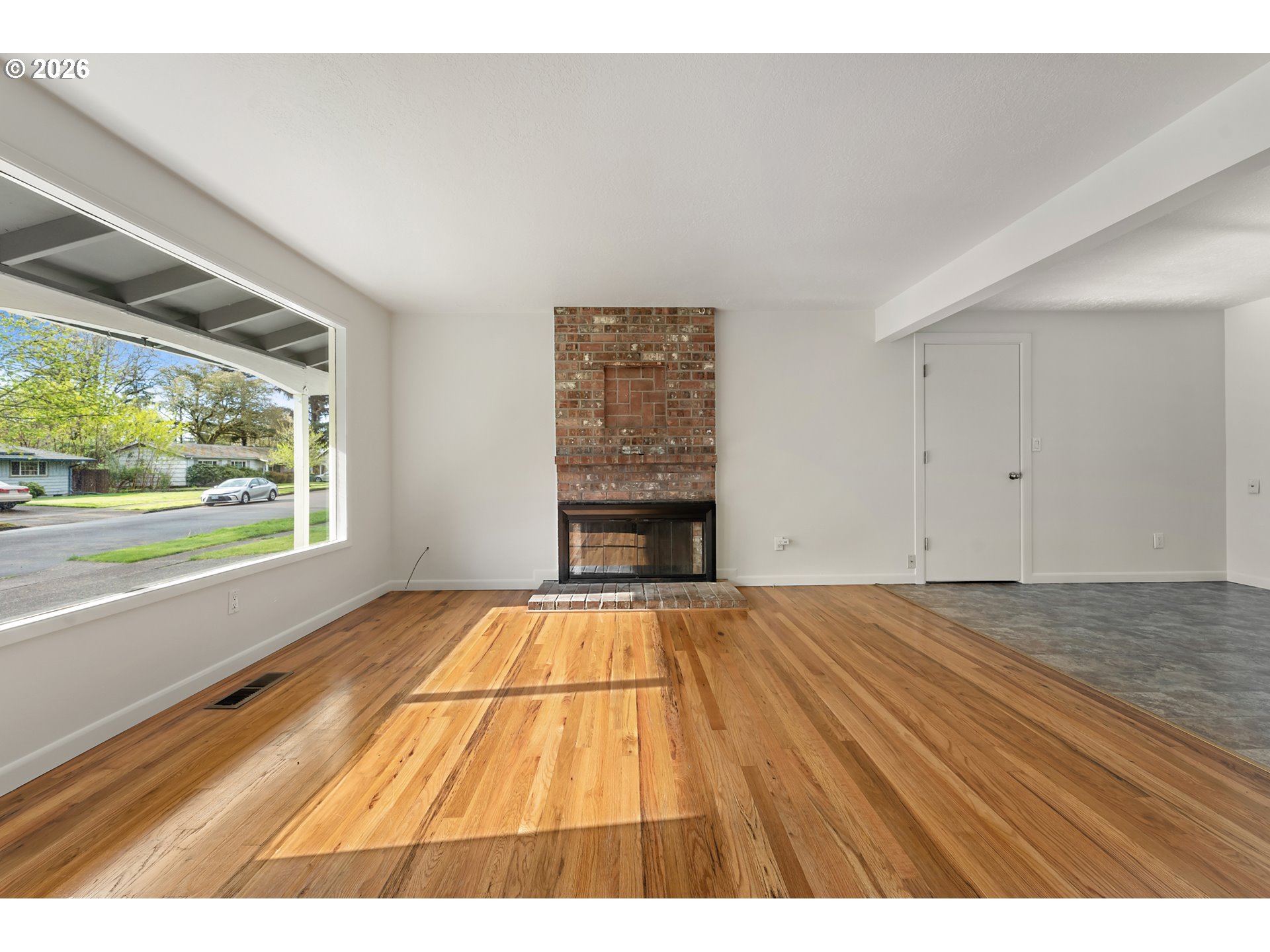 6755 Southwest Princess Avenue Beaverton, OR 97008 - Photo 4 of 35