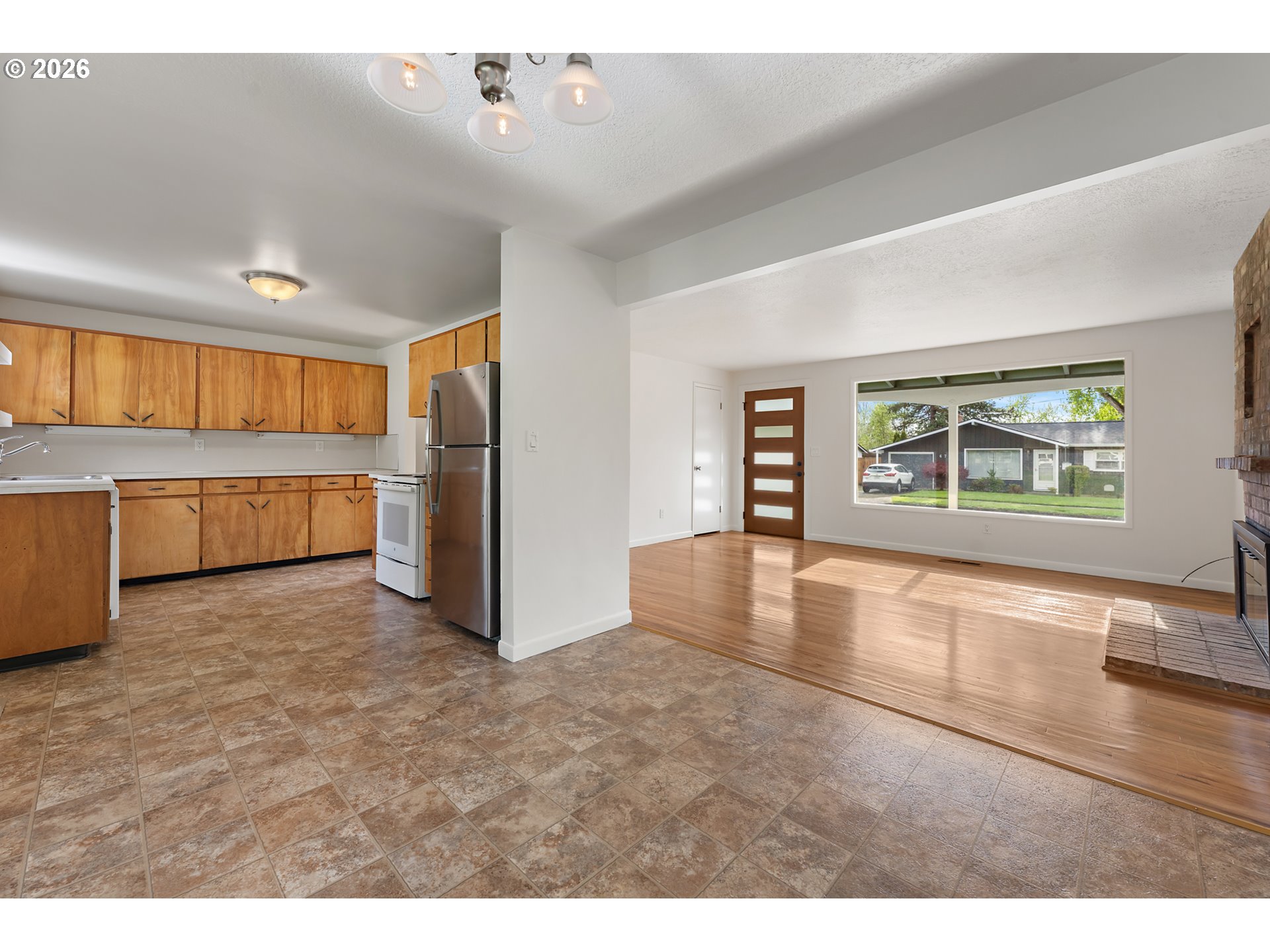 6755 Southwest Princess Avenue Beaverton, OR 97008 - Photo 7 of 35