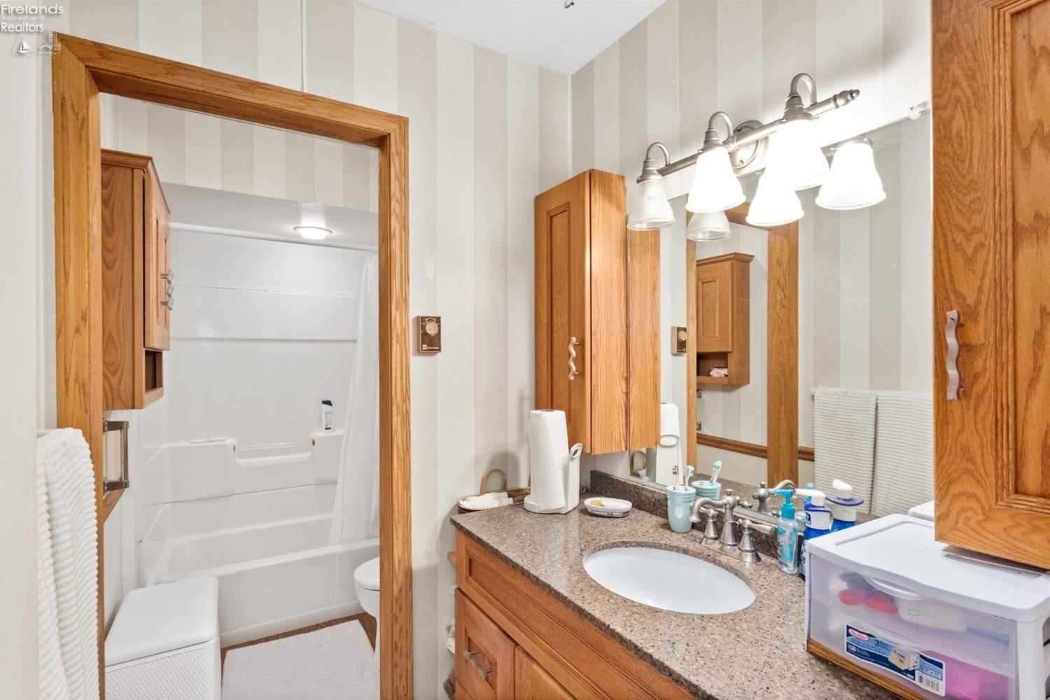 5502 Cleveland Road East Vermilion, OH 44089 - Photo 25 of 49 Gallery Image 25