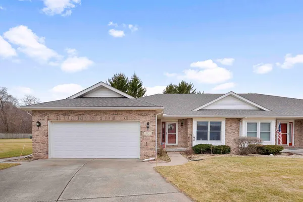 $254,900 | 712 Dogwood Court Southwest, De Motte, IN 46310