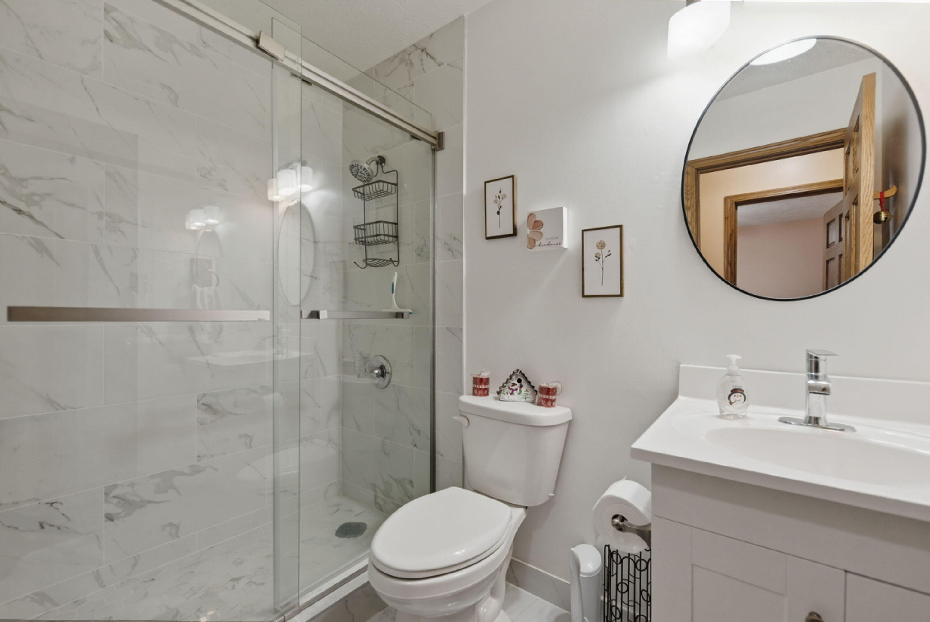 712 Dogwood Court Southwest De Motte, IN 46310 - Photo 14 of 17 2992x2000