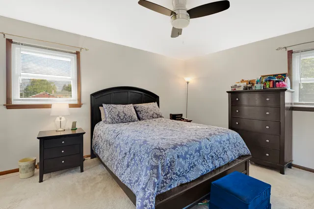 $295,000 | 16321 Maryland Avenue, South Holland, IL 60473