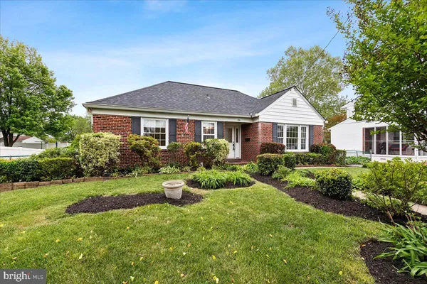 $439,900 | 104 Twin Oaks Road, Linthicum Heights, MD 21090