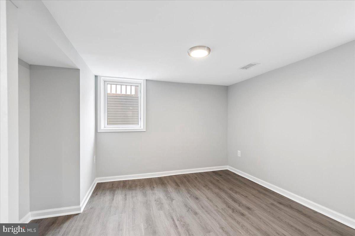 104 Twin Oaks Road Linthicum Heights, MD 21090 - Photo 19 of 40