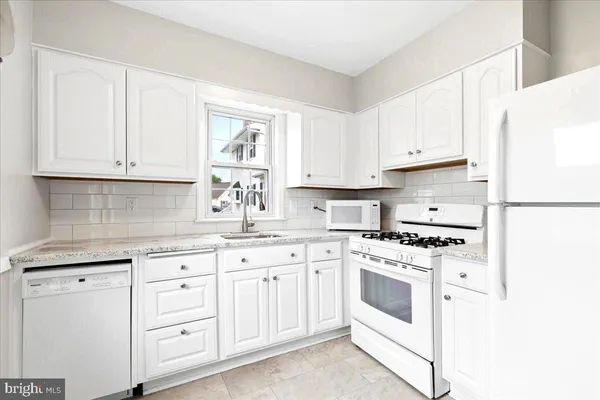 $439,900 | 104 Twin Oaks Road, Linthicum Heights, MD 21090