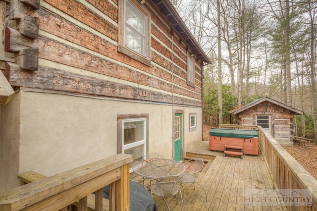 151 Crest Road Banner Elk, NC 28604 - Photo 11 of 24 Gallery Image 11