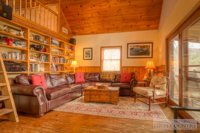 151 Crest Road Banner Elk, NC 28604 - Photo 22 of 24 Gallery Image 22