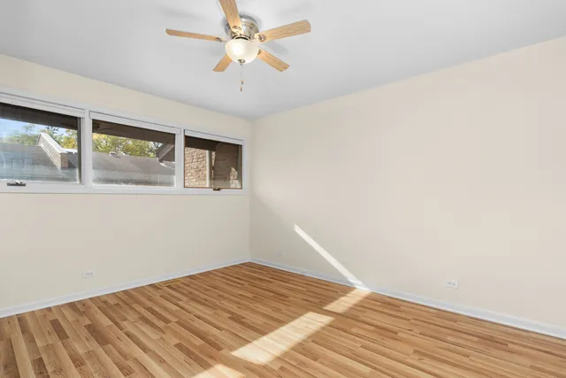 $3,750 | 1723 Wildberry Drive, Unit C, Glenview, IL 60025