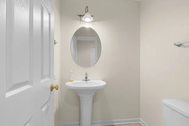 $3,750 | 1723 Wildberry Drive, Unit C, Glenview, IL 60025