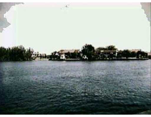 859 Jeffery Street, Unit 104 Boca Raton, FL 33487 - Photo 1 of 2 Primary Photo