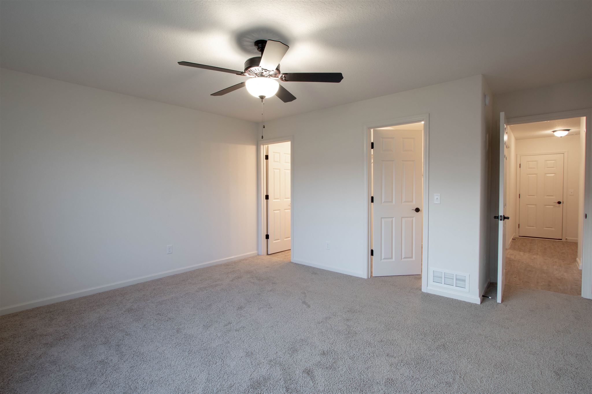 2273 Blue Spring Run Fort Wayne, IN 46808 - Photo 15 of 24 Gallery Image 15