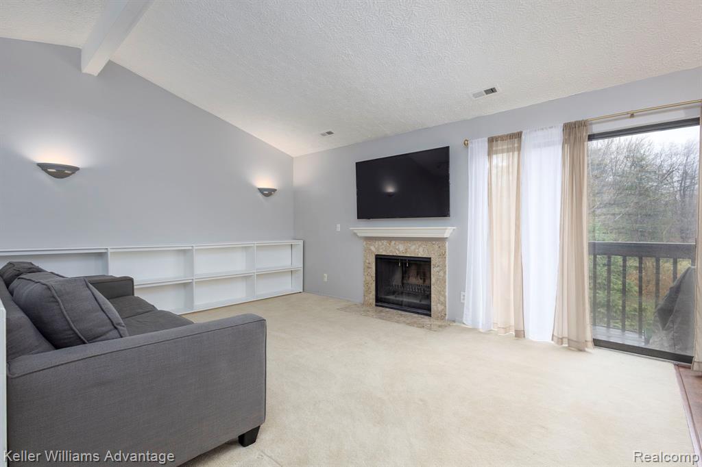 24285 Evergreen Road Southfield, MI 48075 - Photo 3 of 17