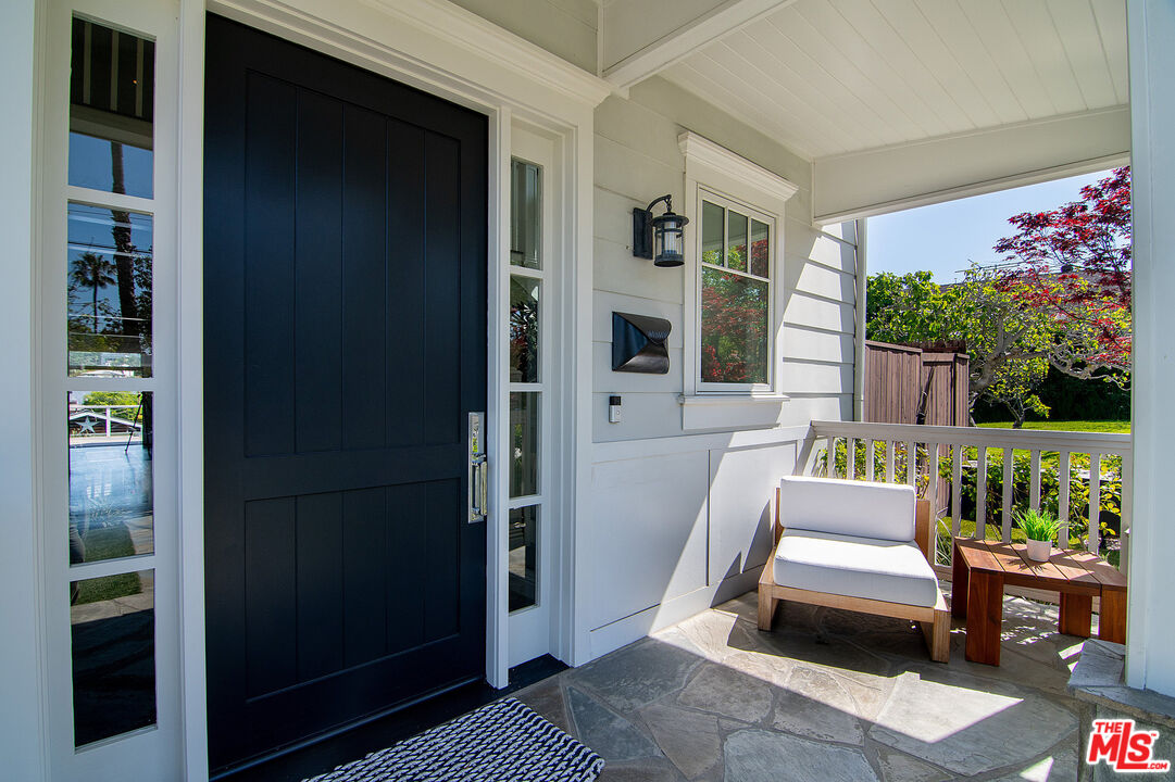 2737 Angus Street Los Angeles, CA 90039 - Photo 5 of 56