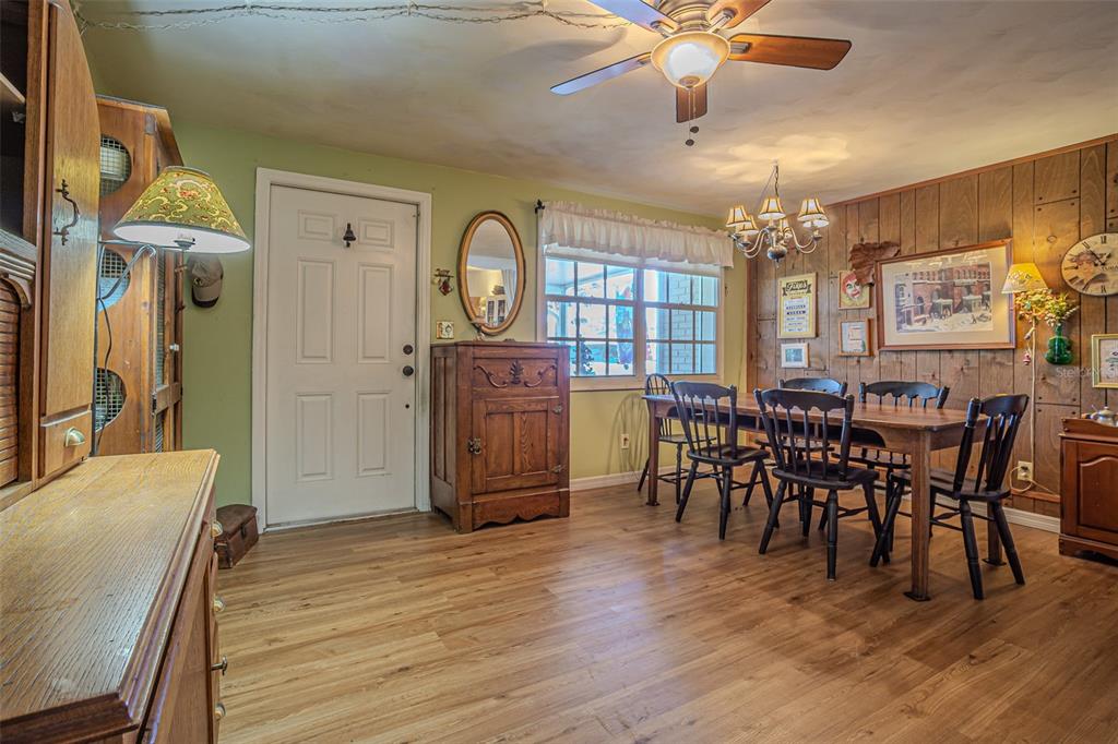 6302 Axelrod Road Tampa, FL 33634 - Photo 7 of 28 Gallery Image 7