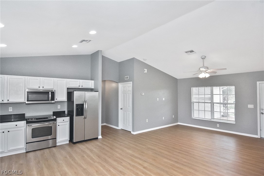 4016 35th Street Southwest Lehigh Acres, FL 33976 - Photo 5 of 25