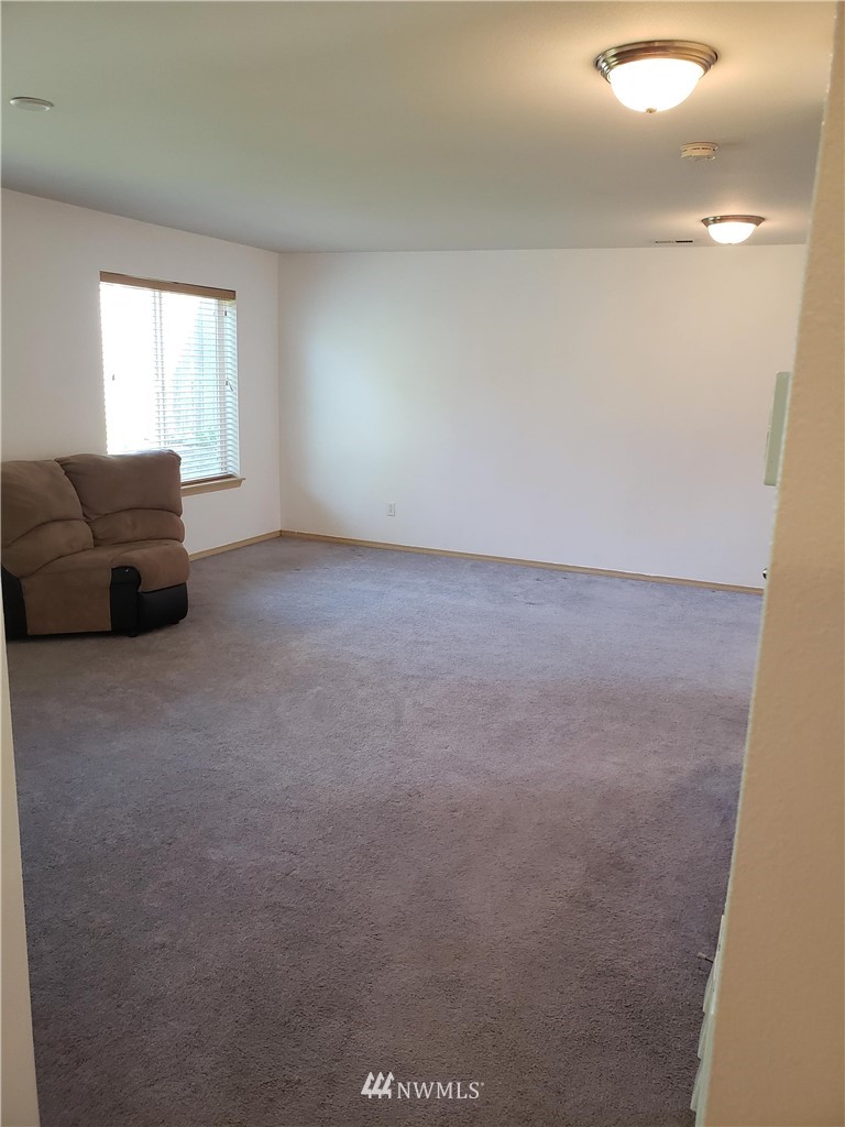 24103 185th Loop Southeast Covington, WA 98042 - Photo 5 of 24 Gallery Image 5