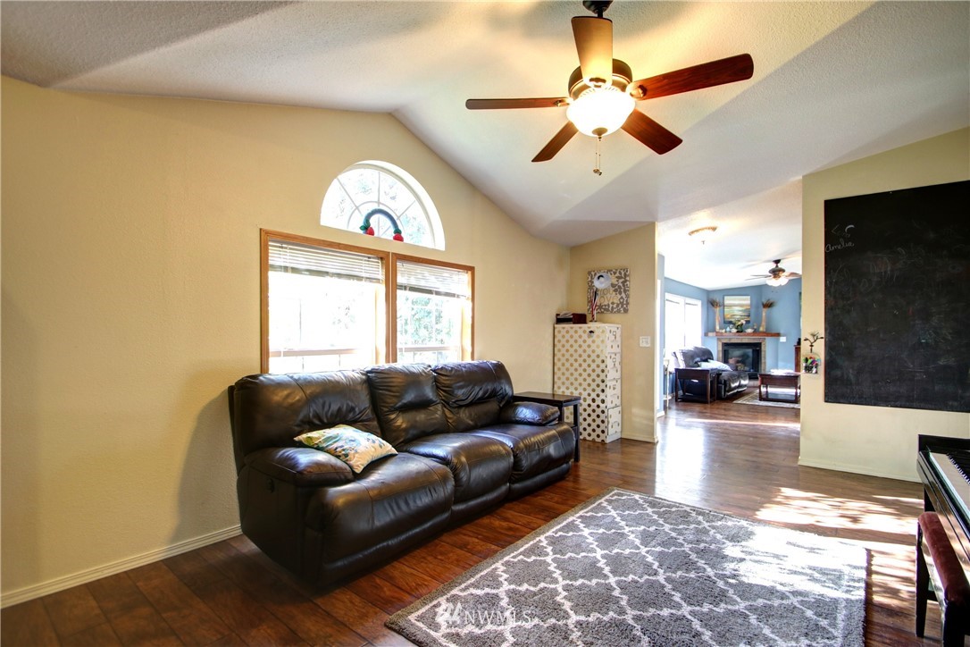 7451 F F & S Grade Road Sedro-Woolley, WA 98284 - Photo 8 of 25 Gallery Image 8