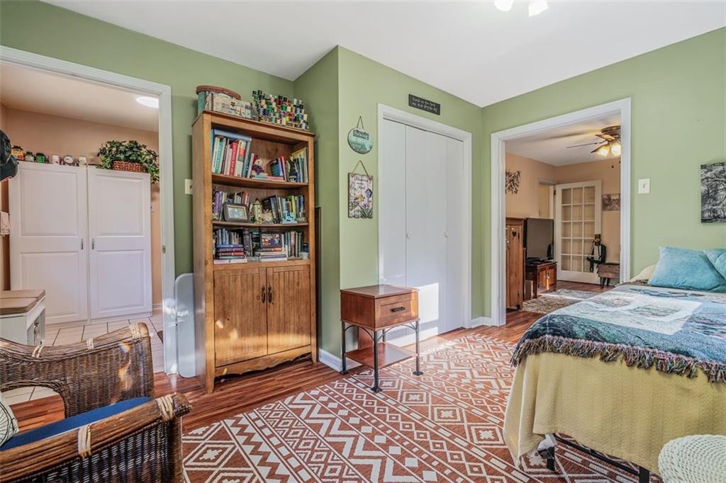 4101 Miracle Ridge Road Monongahela, PA 15063 - Photo 17 of 47 a living room with furniture