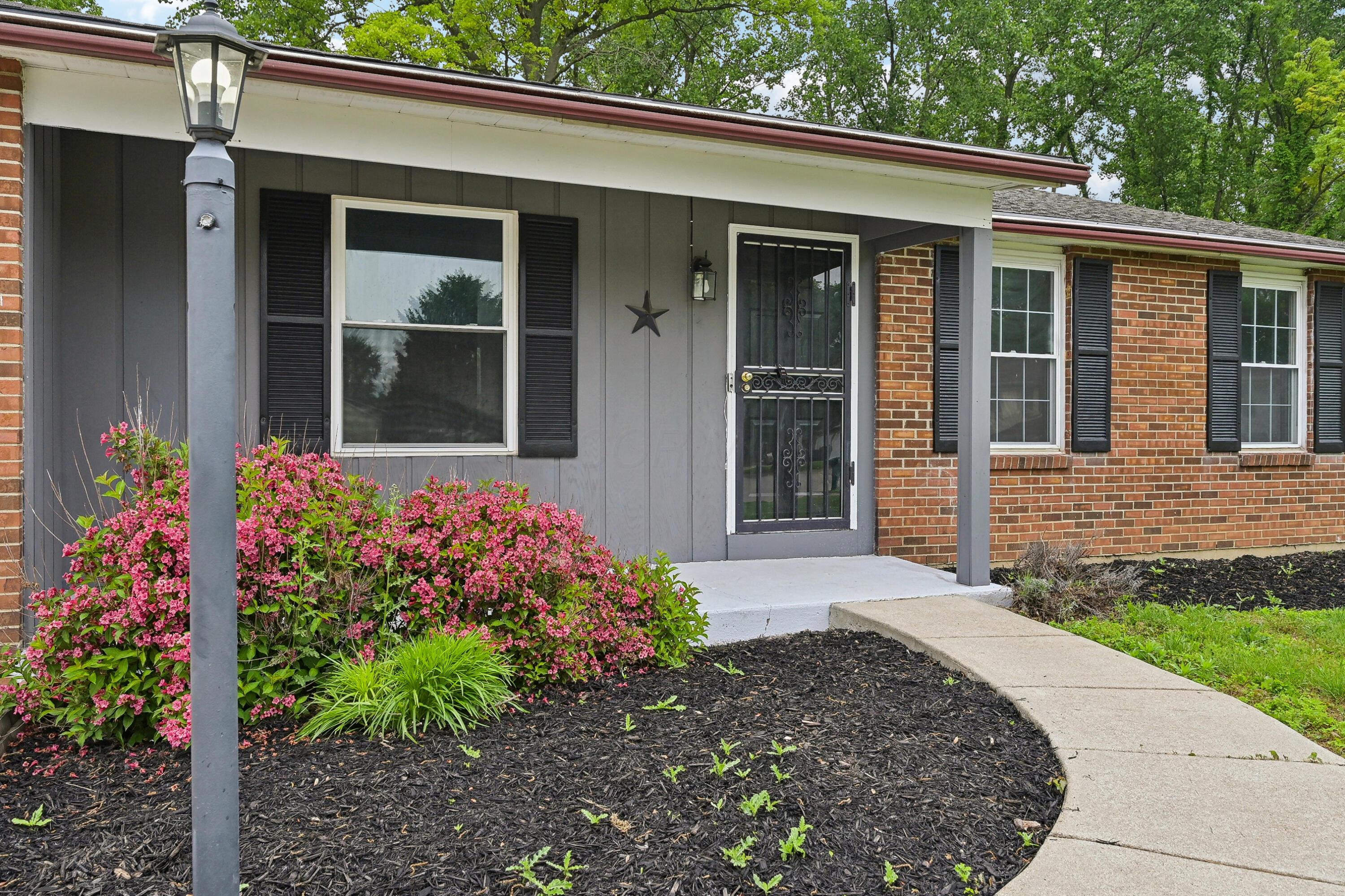 3368 Pine Valley Road Columbus, OH 43219 - Photo 6 of 50 6-print-Pine Valley Rd-2105-006