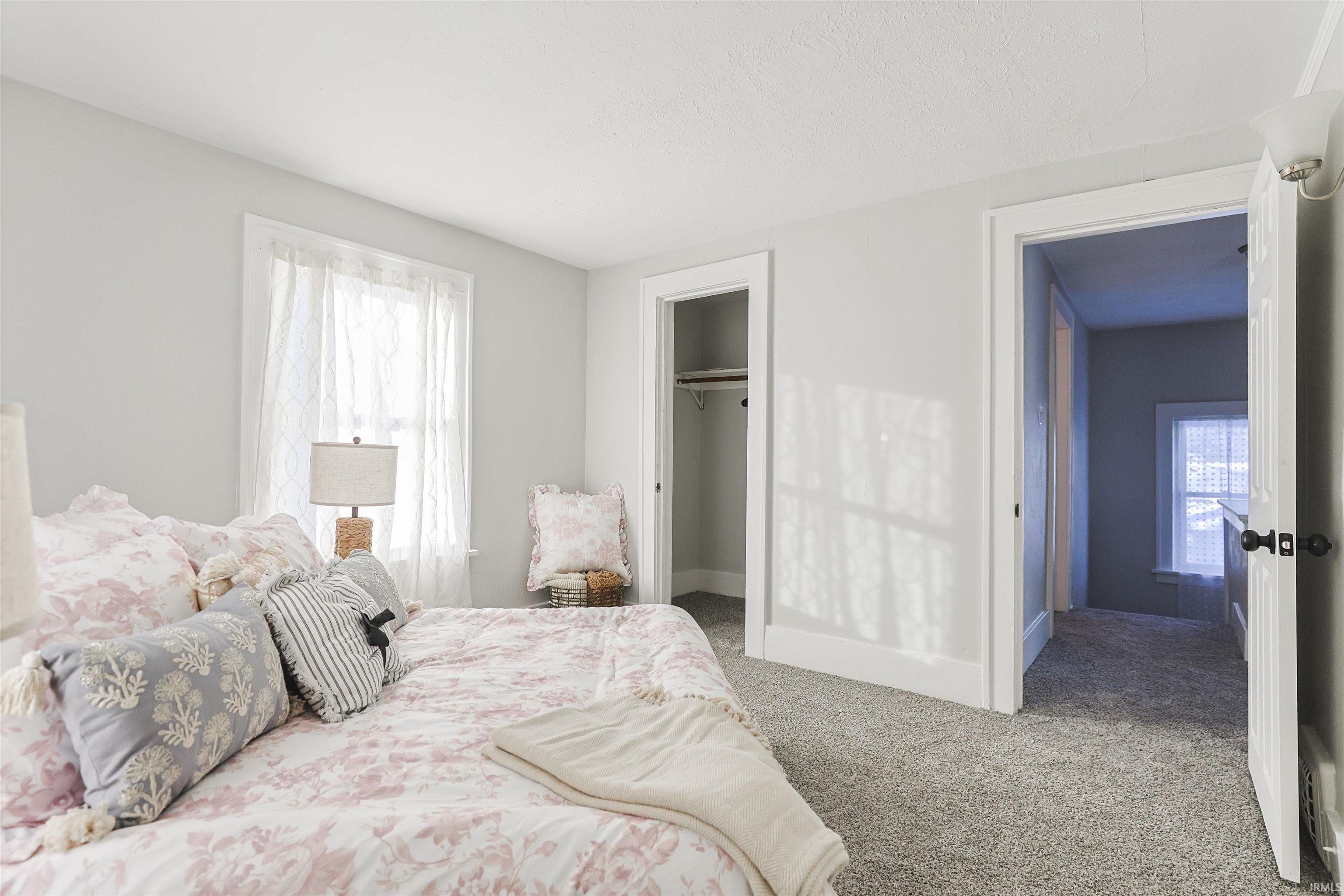 811 East Ewing Avenue South Bend, IN 46613 - Photo 16 of 29