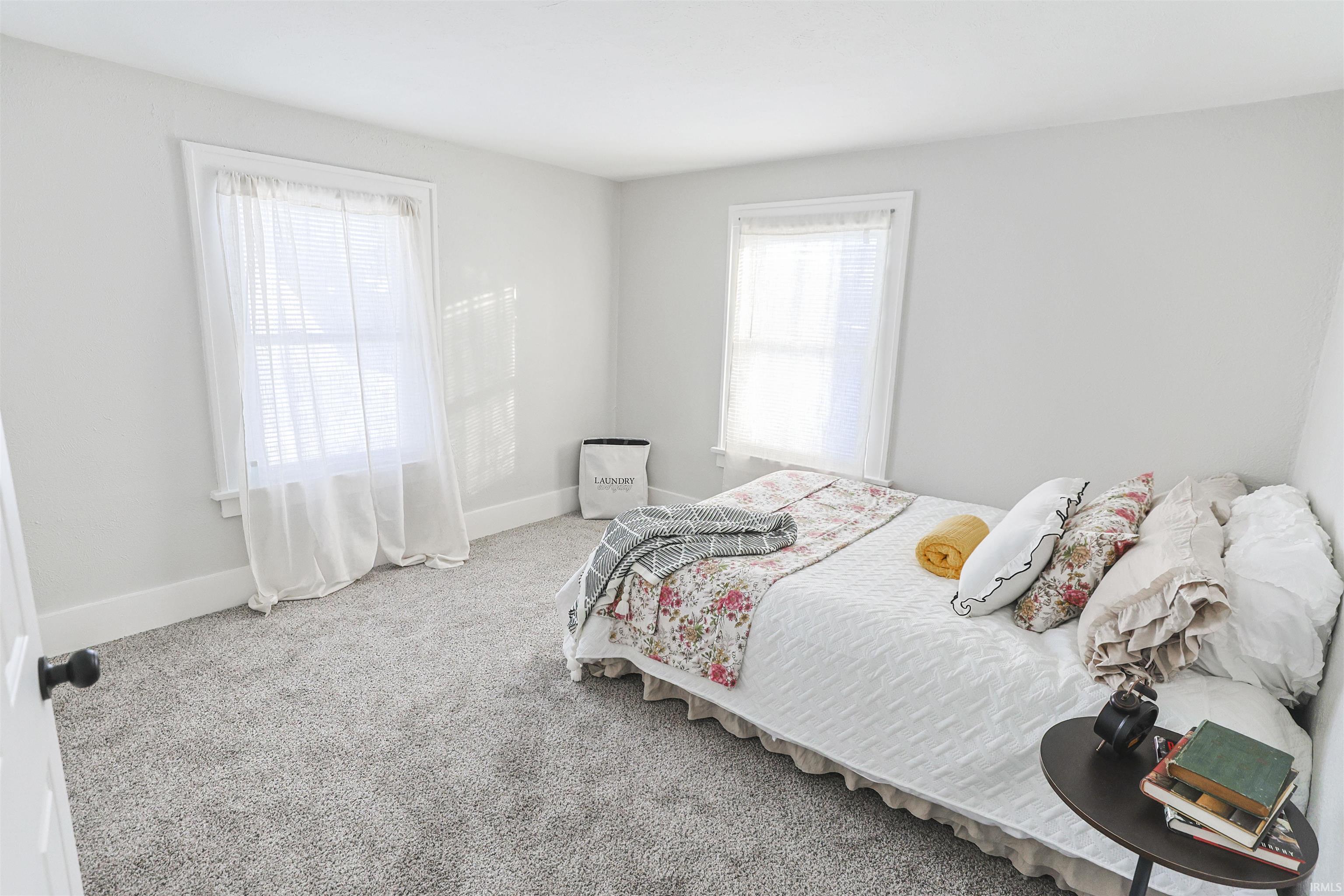 811 East Ewing Avenue South Bend, IN 46613 - Photo 17 of 29