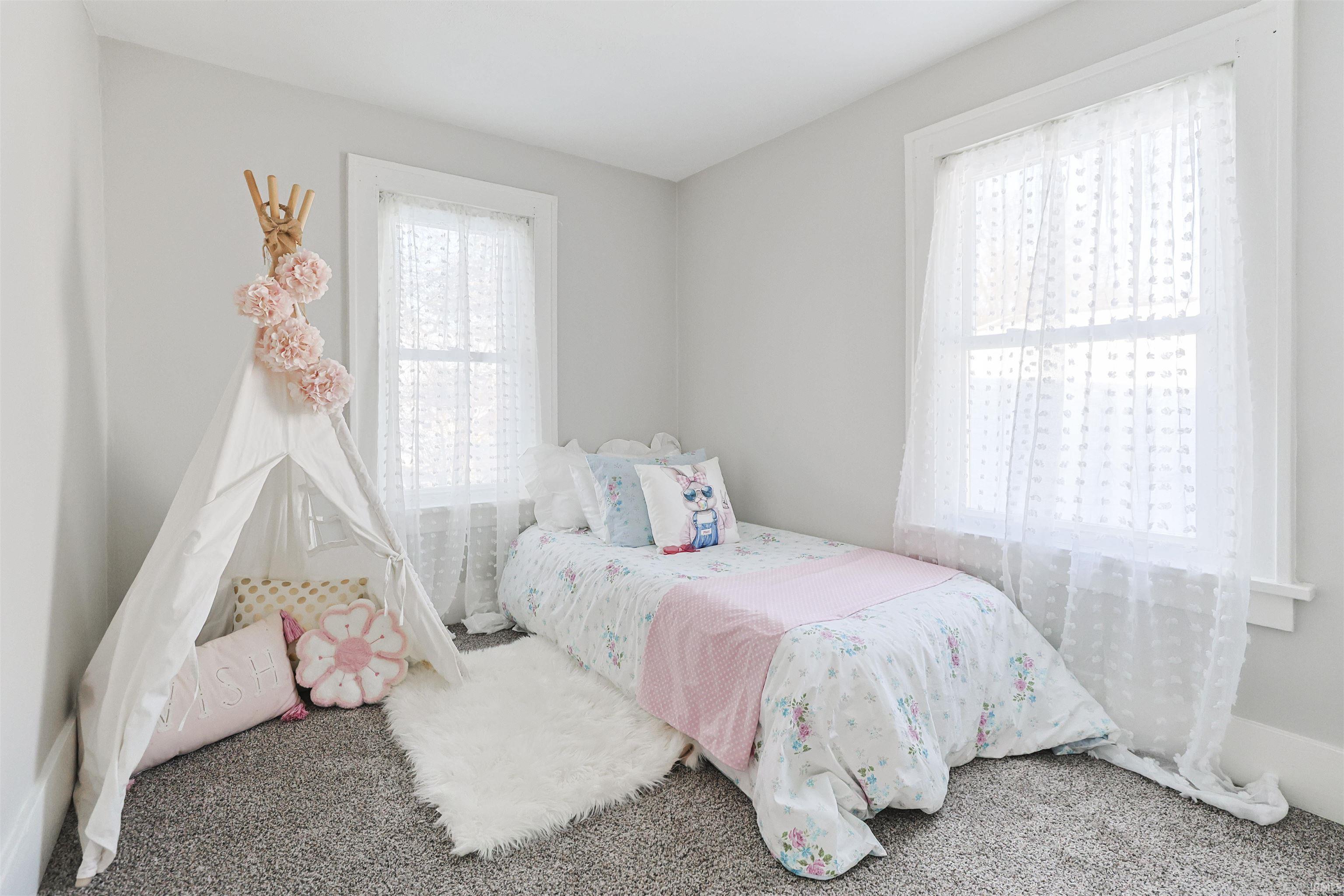 811 East Ewing Avenue South Bend, IN 46613 - Photo 22 of 29