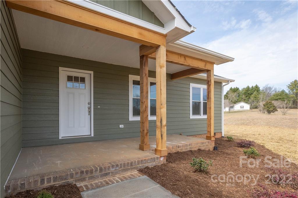 4824 John Berry Road Valdese, NC 28690 - Photo 3 of 19 Gallery Image 3