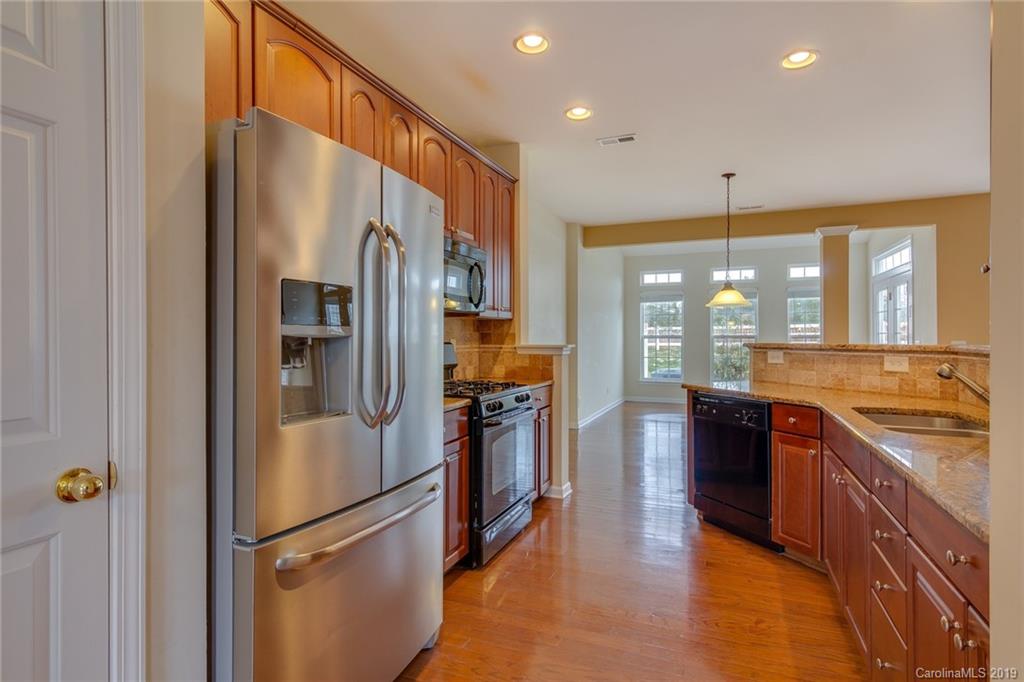 195 Snead Road Fort Mill, SC 29715 - Photo 10 of 28