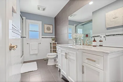 $1,325,000 | 24 Aspen Road, New Rochelle, NY 10804
