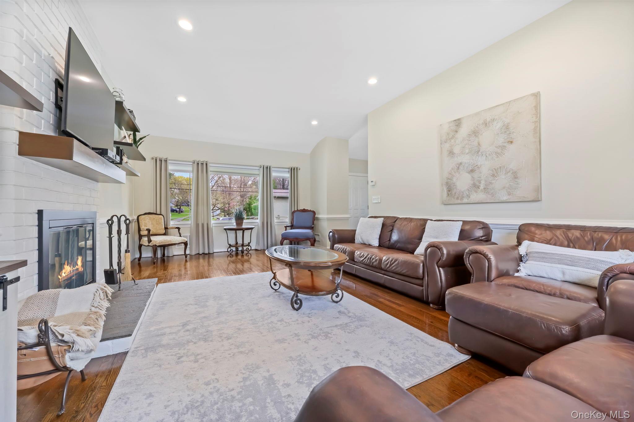 24 Aspen Road New Rochelle, NY 10804 - Photo 5 of 30