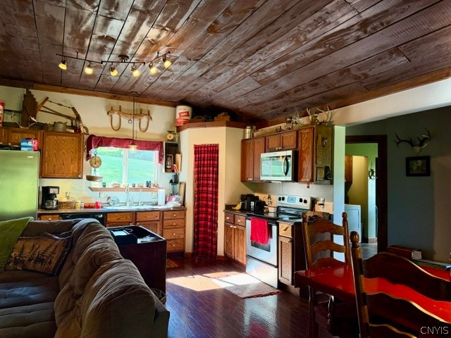 5180 Beach Road Willet, NY 13040 - Photo 12 of 42 Gallery Image 12