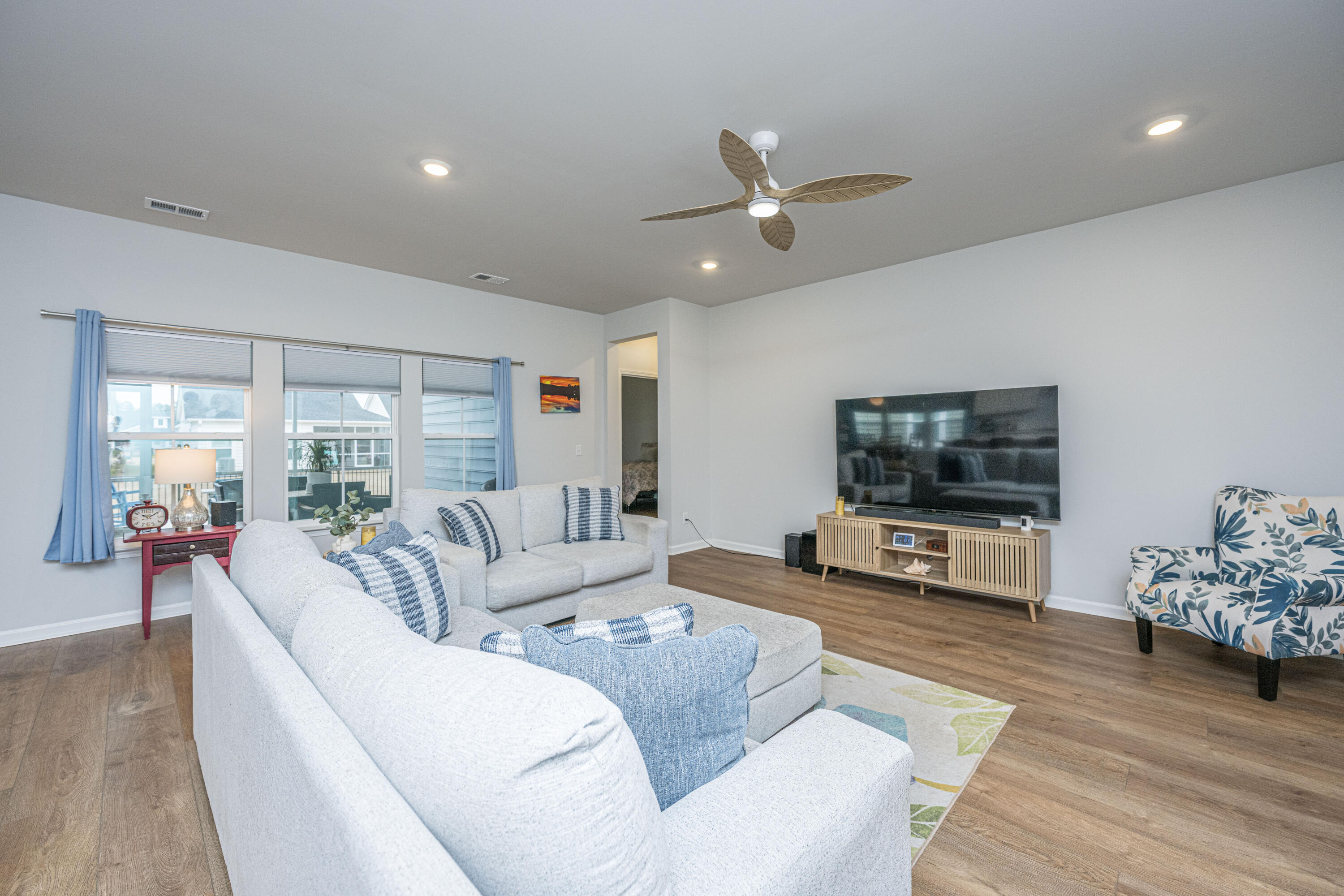 1365 Locals Street Ridgeville, SC 29472 - Photo 11 of 38 1365LocalsSt009