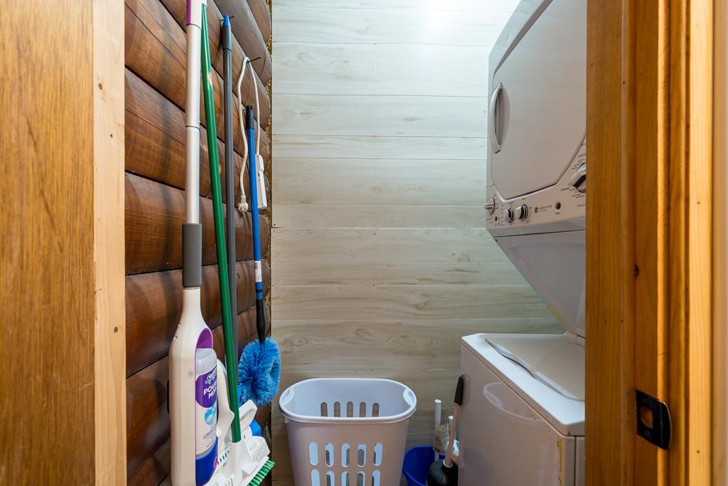 231 Lakeside Drive Blue Ridge, GA 30513 - Photo 33 of 42 Gallery Image 33