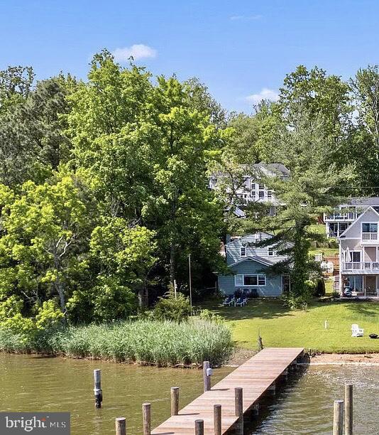 a view of a lake with houses
