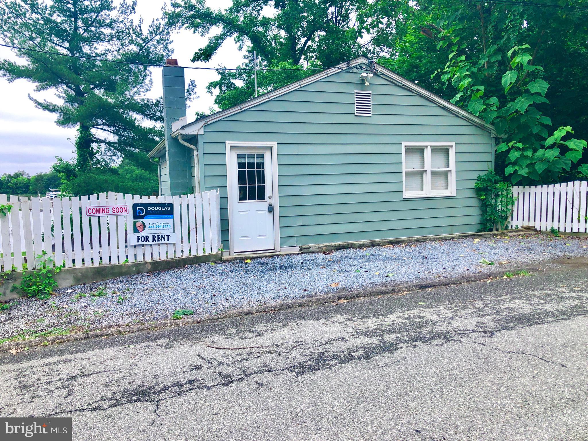332 Arbutus Drive Edgewater, MD 21037 - Photo 29 of 31 a view of a backyard