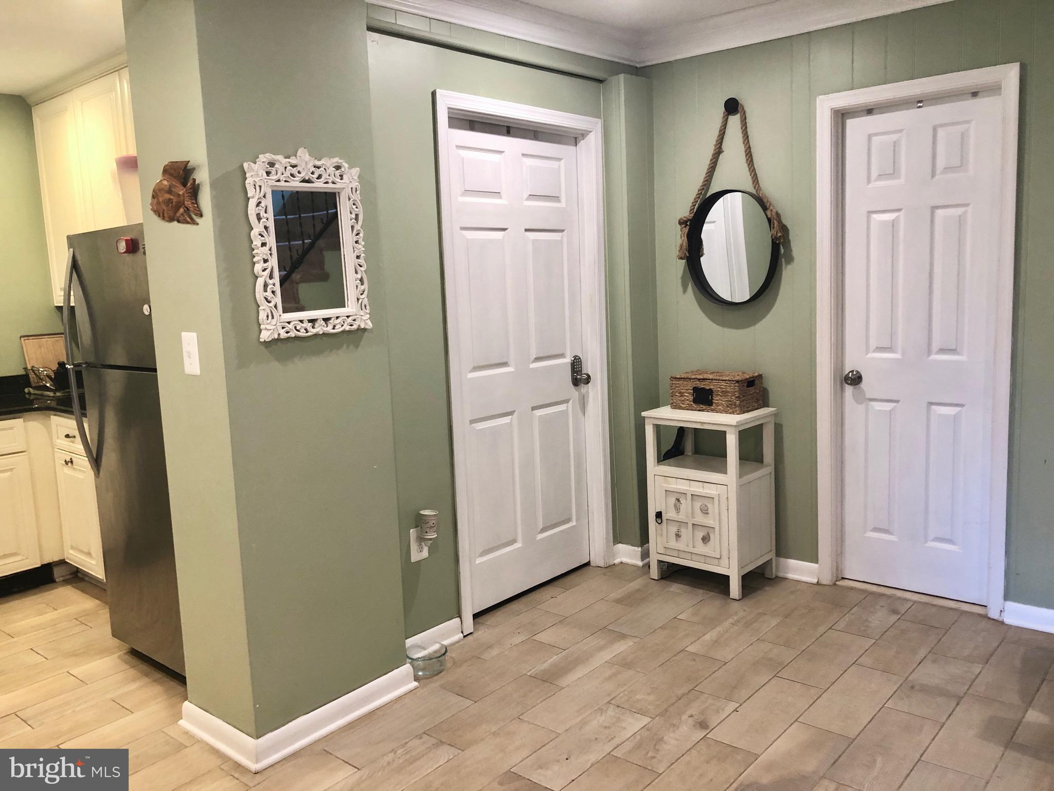 332 Arbutus Drive Edgewater, MD 21037 - Photo 6 of 31