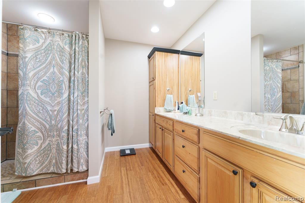 5753 Gregory Road Gregory, MI 48137 - Photo 15 of 44