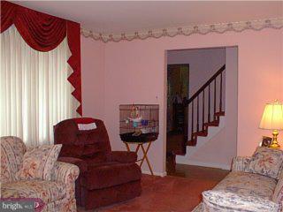69 Dawn Road Levittown, PA 19056 - Photo 2 of 5 Gallery Image 2