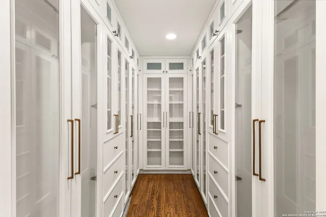 $1,100,000 | 417 East Hildebrand Avenue, San Antonio, TX 78212