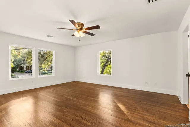 $1,100,000 | 417 East Hildebrand Avenue, San Antonio, TX 78212