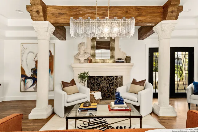 $1,100,000 | 417 East Hildebrand Avenue, San Antonio, TX 78212