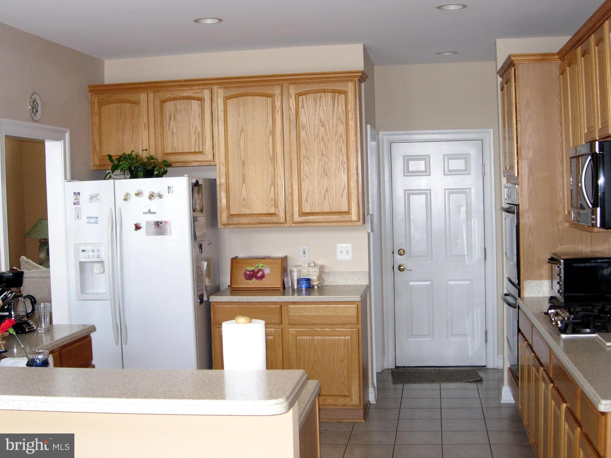 2914 Fairland Road Silver Spring, MD 20904 - Photo 8 of 30 Kitchen