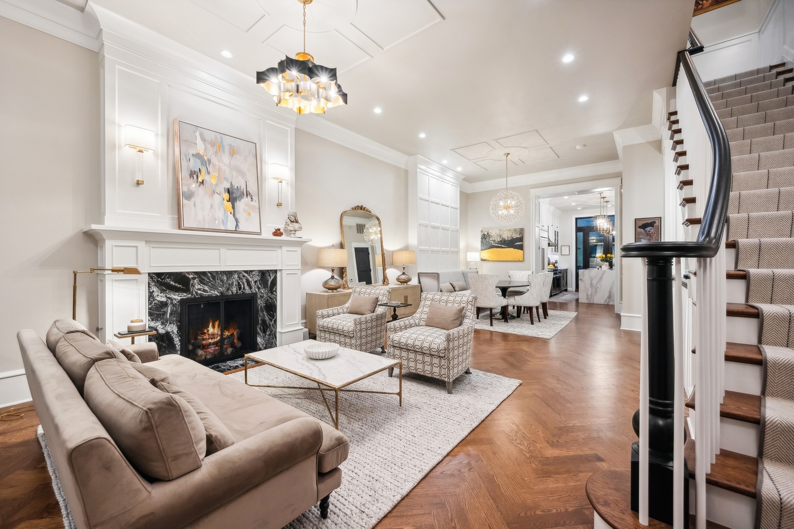 558 West Fullerton Parkway Chicago, IL 60614 - Photo 4 of 40 a living room with furniture fireplace and a chandelier