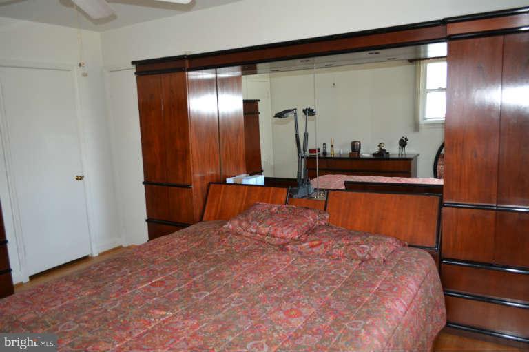 30 Croftley Road Lutherville, MD 21093 - Photo 11 of 29 Bedroom