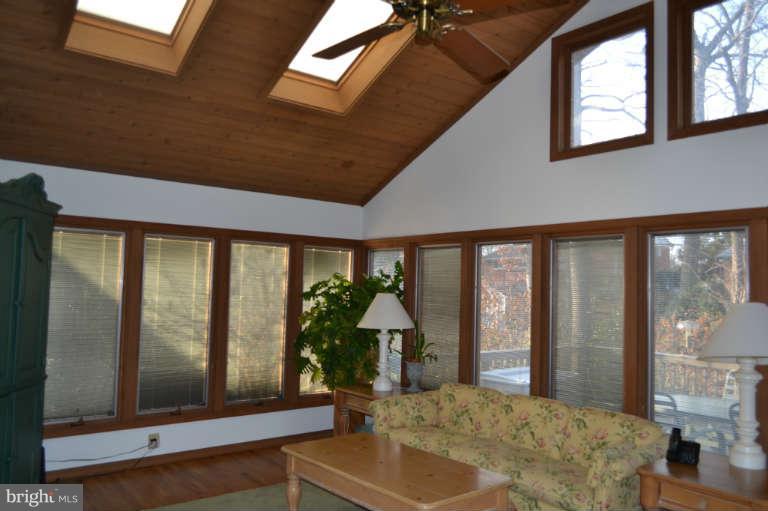 30 Croftley Road Lutherville, MD 21093 - Photo 17 of 29 Interior (General)