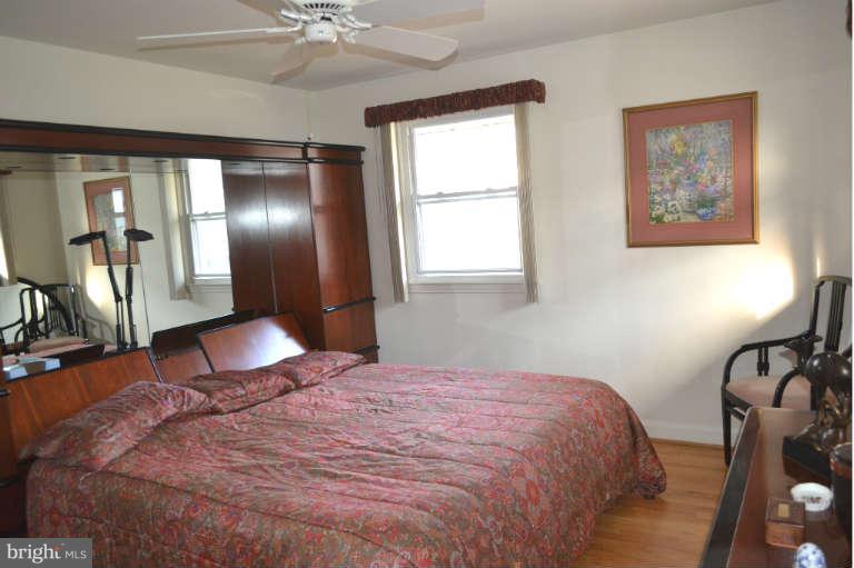 30 Croftley Road Lutherville, MD 21093 - Photo 10 of 29 Bedroom