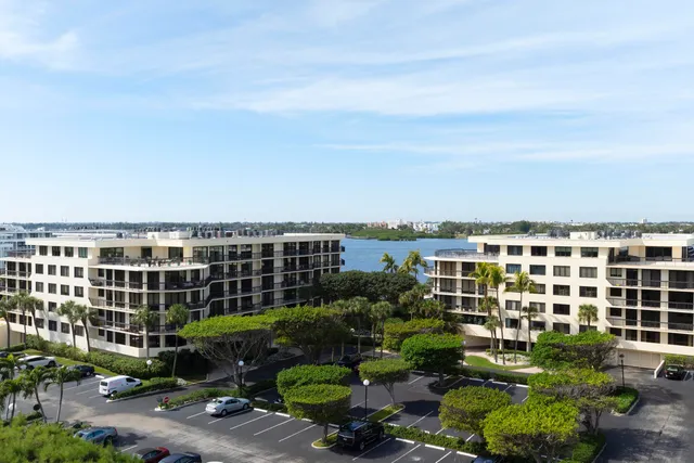 $850,000 | 2778 South Ocean Boulevard, Unit 306S, Palm Beach, FL 33480