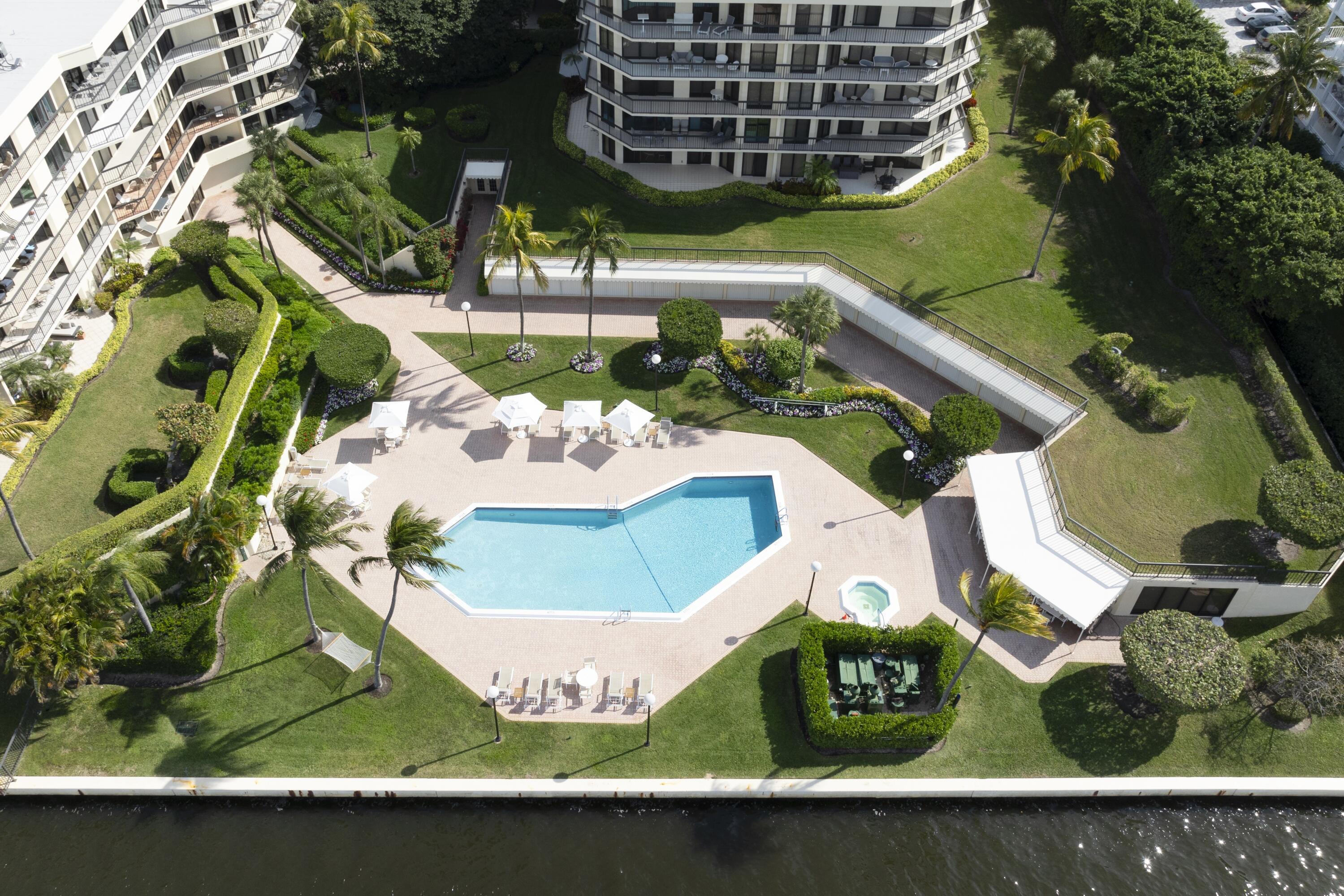 2778 South Ocean Boulevard, Unit 306S Palm Beach, FL 33480 - Photo 22 of 25 2778 S Ocean Blvd Apt 101N-print-048-051