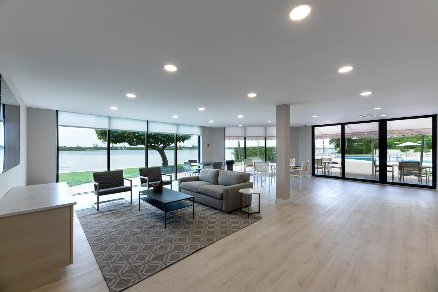 2778 South Ocean Boulevard, Unit 306S Palm Beach, FL 33480 - Photo 9 of 25 CLUBHOUSE