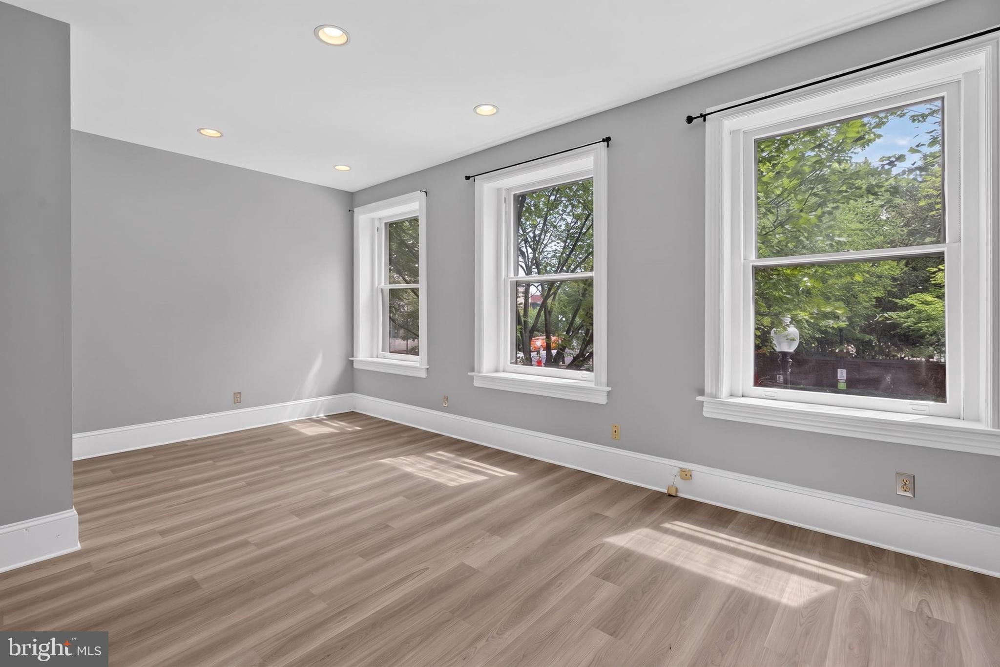 705 8th Street Southeast, Unit 200 Washington, DC 20003 - Photo 4 of 22